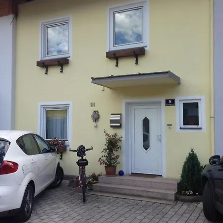 Gemutliches Ferienhaus In Zell Am Mit Garten Und Terrasse צל-אם-זי