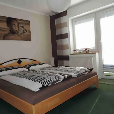 Gemutliches Ferienhaus In Zell Am Mit Garten Und Terrasse בית נופש *